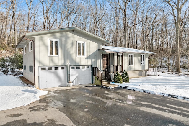 view of front of home featuring a garage