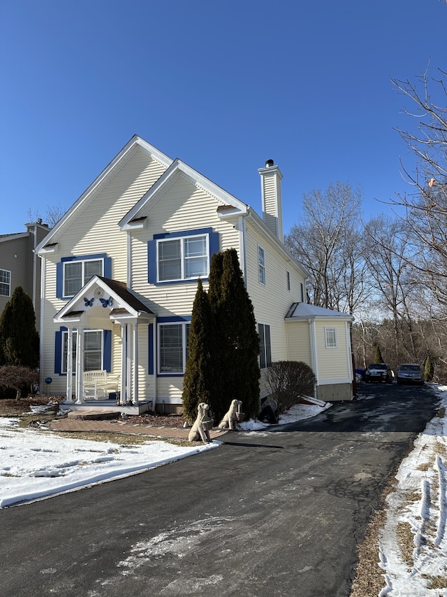 view of front of house