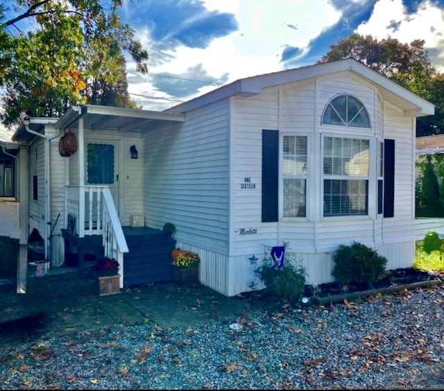 view of front of house