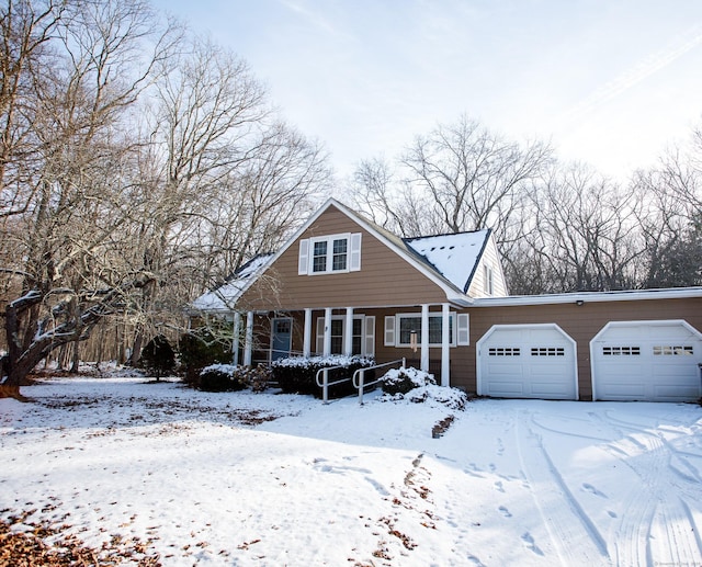 view of front of house featuring a garage