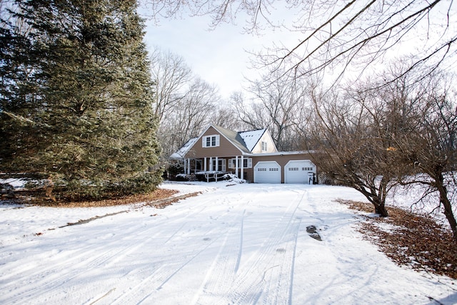 view of front of house featuring a garage