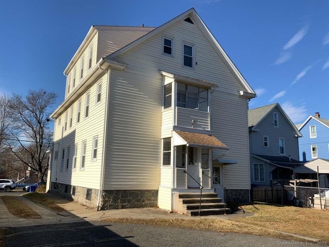 view of front of house