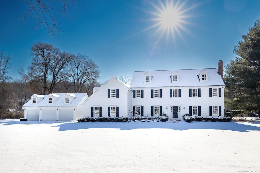 view of front of house