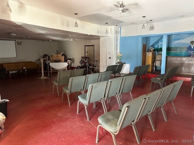 dining area with ceiling fan