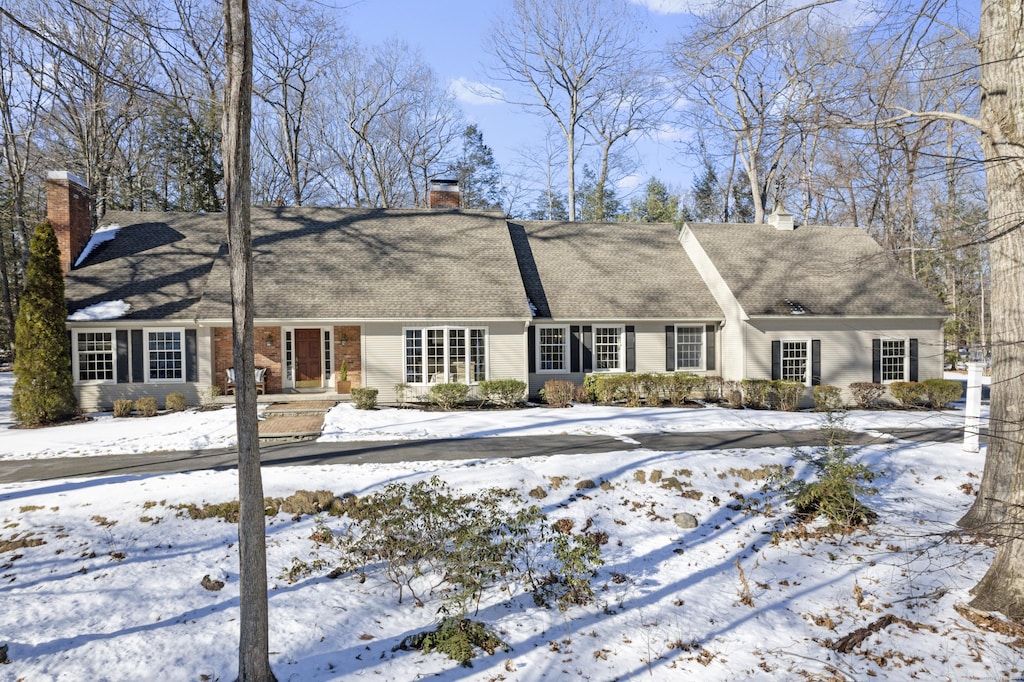 view of front of house