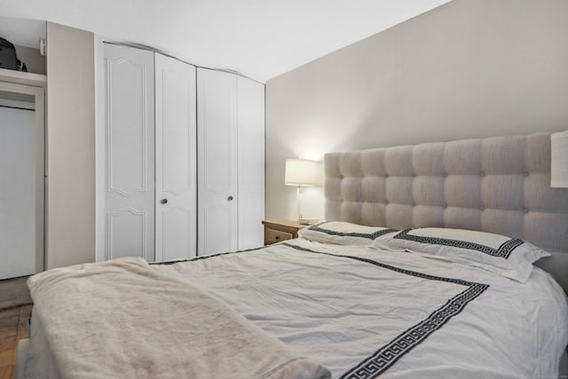 bedroom with a closet