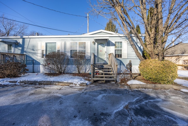 view of front of house