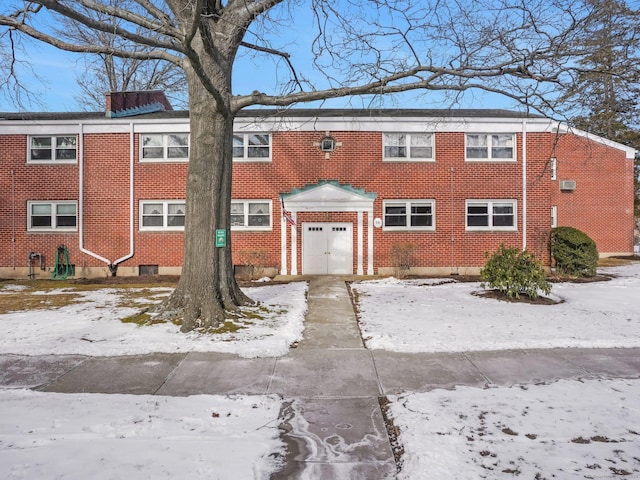 view of townhome / multi-family property