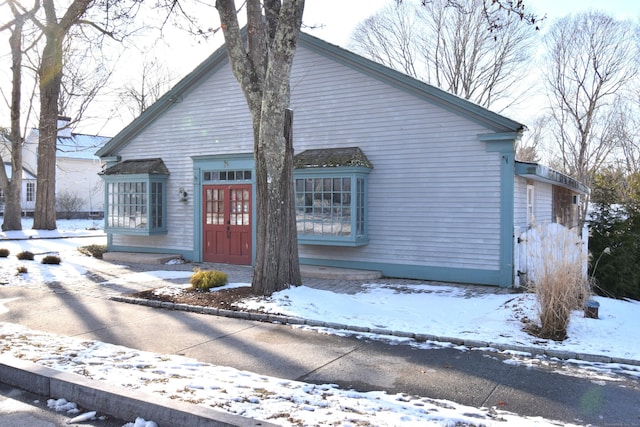 34 Lyme St, Old Lyme CT, 06371, 2 bedrooms, 2 baths house for sale