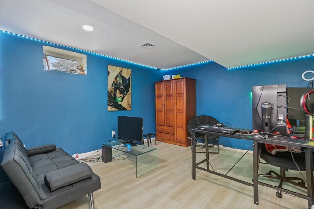 office area with light hardwood / wood-style flooring