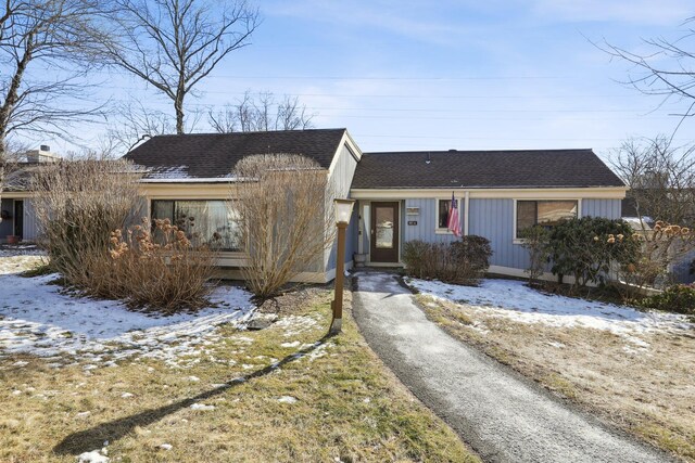 957A Heritage Vlg, Southbury, CT 06488 - ranch-style house featuring roof with shingles