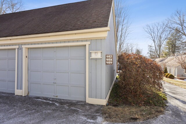 957A Heritage Vlg, Southbury, CT 06488 - view of garage