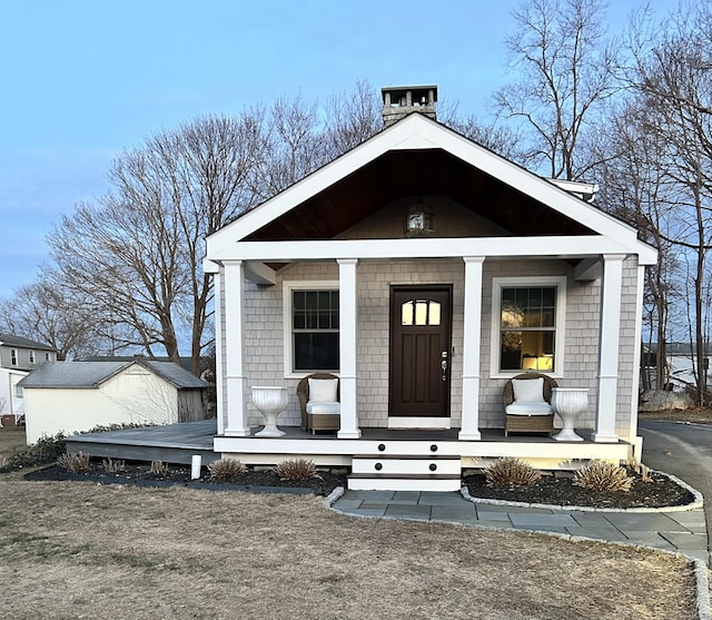 view of front of home with covered porch