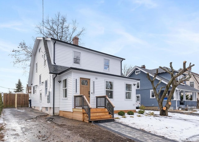 view of front of property