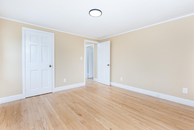 57 Saint James St, West Hartford, CT 06119 - unfurnished room featuring baseboards, crown molding, and light wood-type flooring