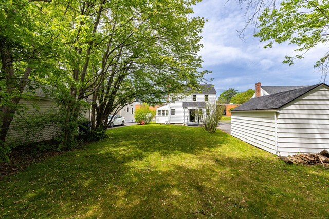 57 Saint James St, West Hartford, CT 06119 - view of grassy yard