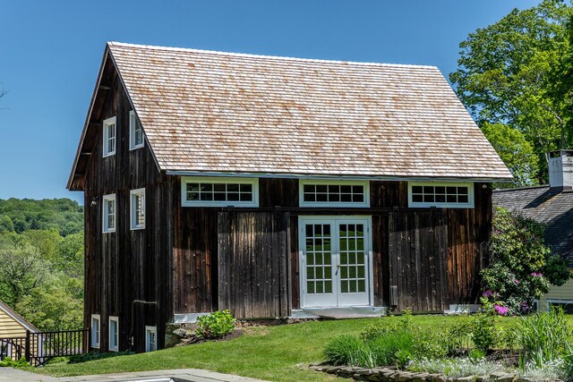 9 Mallory Brook Rd, Washington, CT 06793 - view of front of property featuring an outbuilding