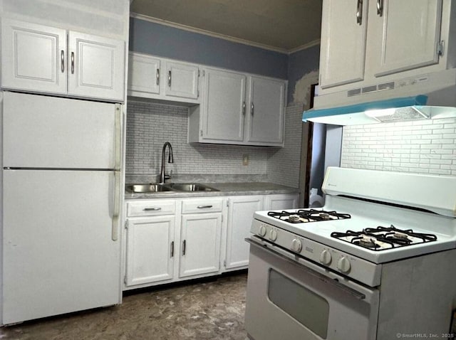 kitchen featuring sink, crown molding, white appliances, tasteful backsplash, and white cabinets