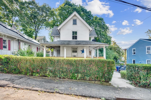 view of front of home featuring a porch