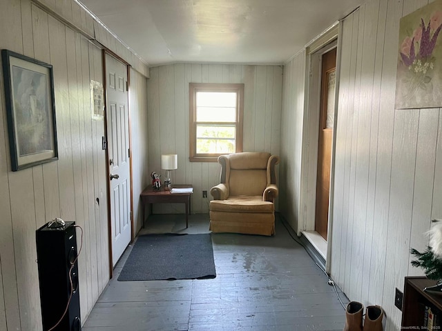 sitting room with hardwood / wood-style floors