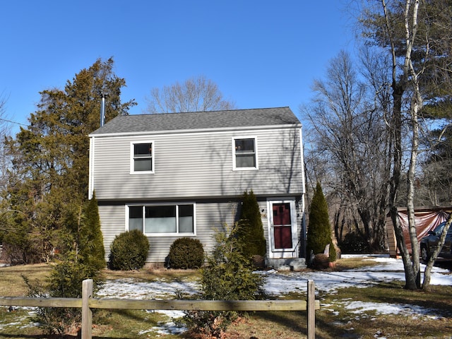 view of front property