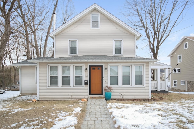 view of front of property