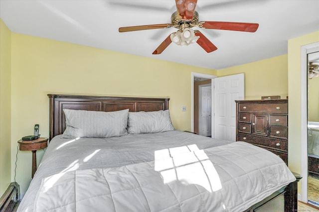 bedroom featuring ceiling fan