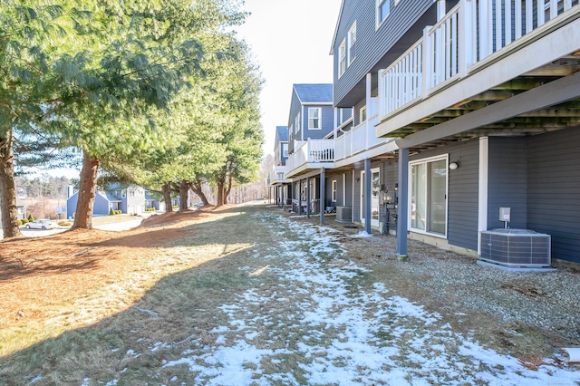 view of yard featuring central AC