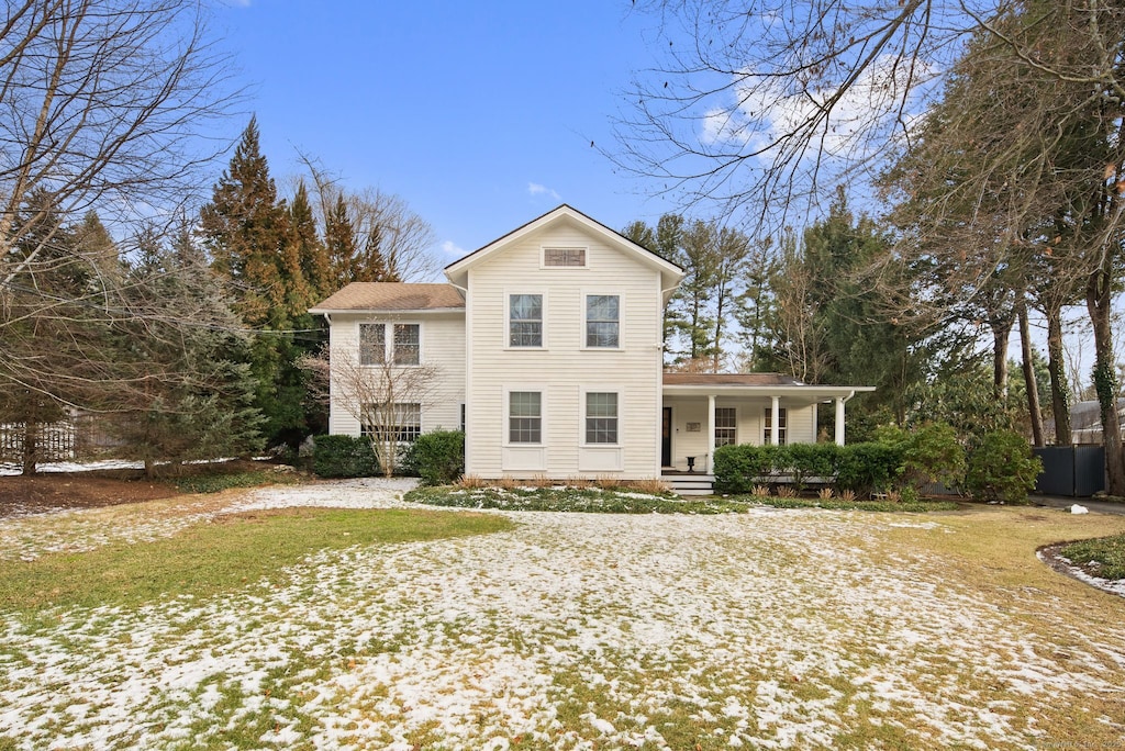 view of front of home featuring a porch