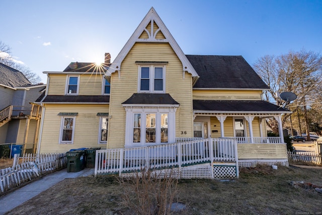 view of front of house with a porch