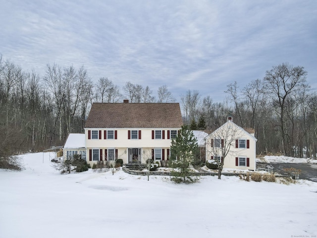 view of colonial inspired home