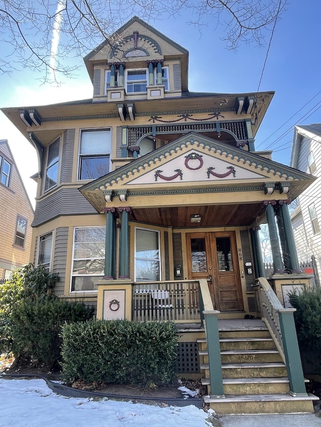 view of front of property with covered porch