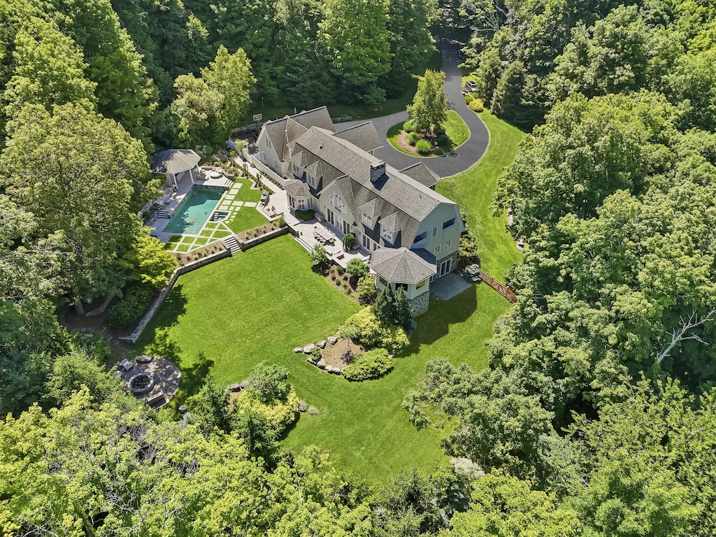 4 Longwood Dr, Redding, CT 06896 - birds eye view of property