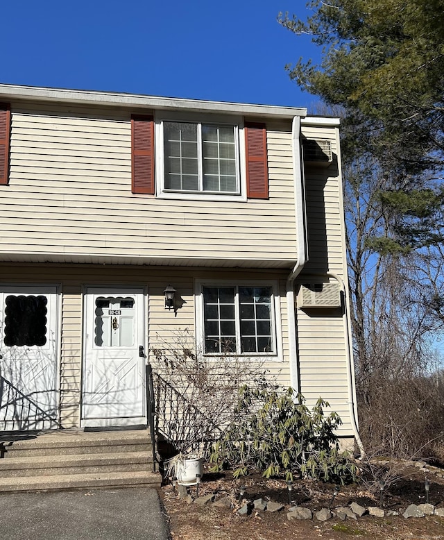 view of front facade with entry steps