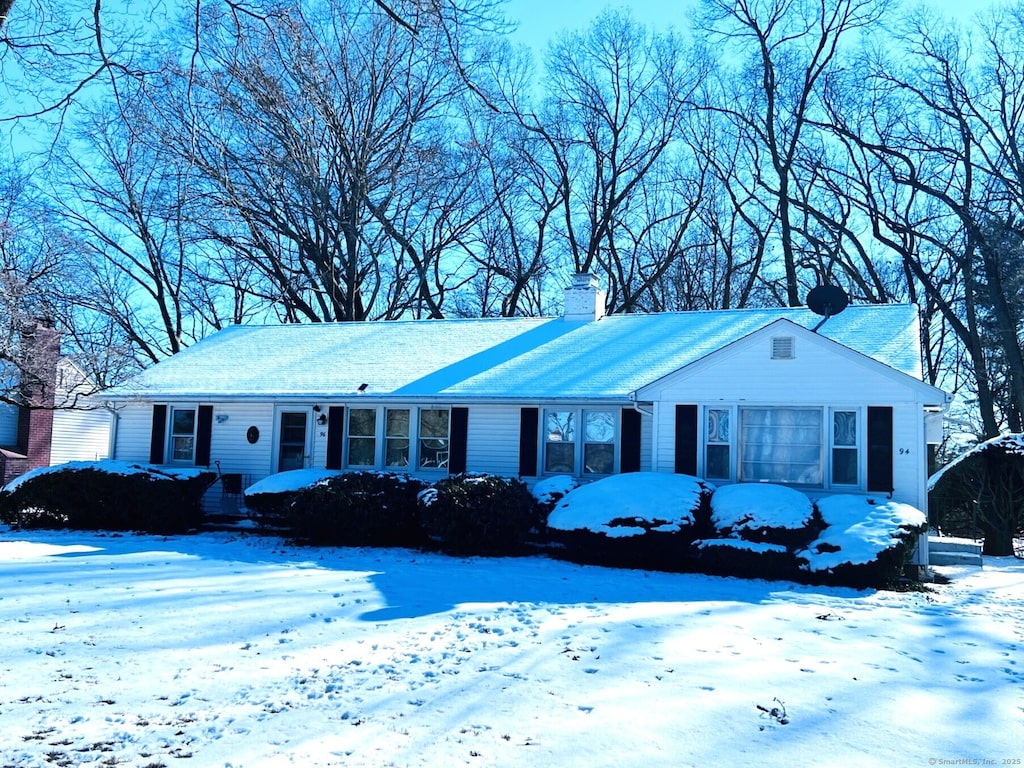 view of front of house