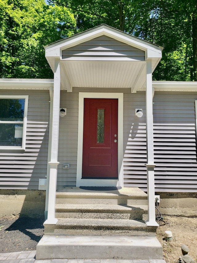 view of property entrance