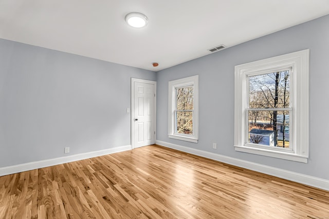 empty room featuring light hardwood / wood-style flooring