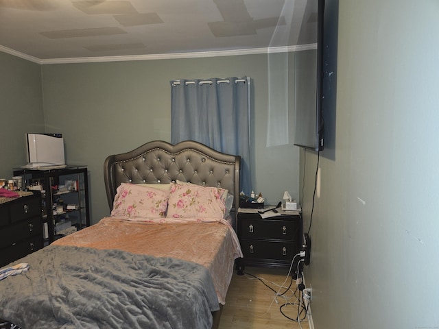 232 Hillside Ave, Waterbury, CT 06710 - bedroom with ornamental molding, wood finished floors, and a ceiling fan