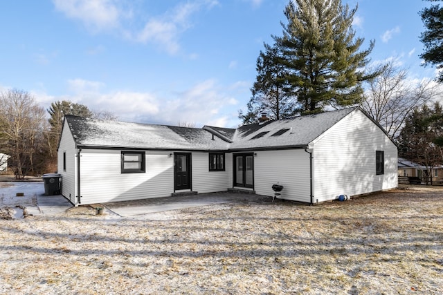 ranch-style house featuring a patio