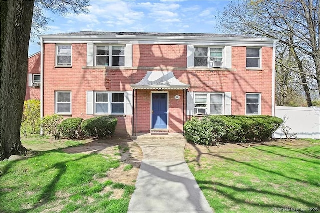 view of front of home with a front yard