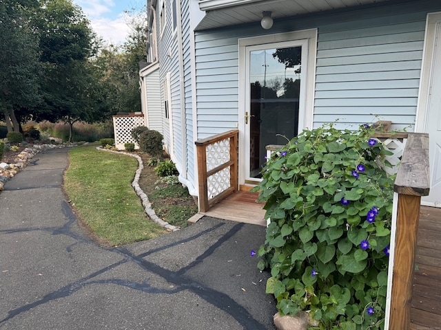 view of property entrance