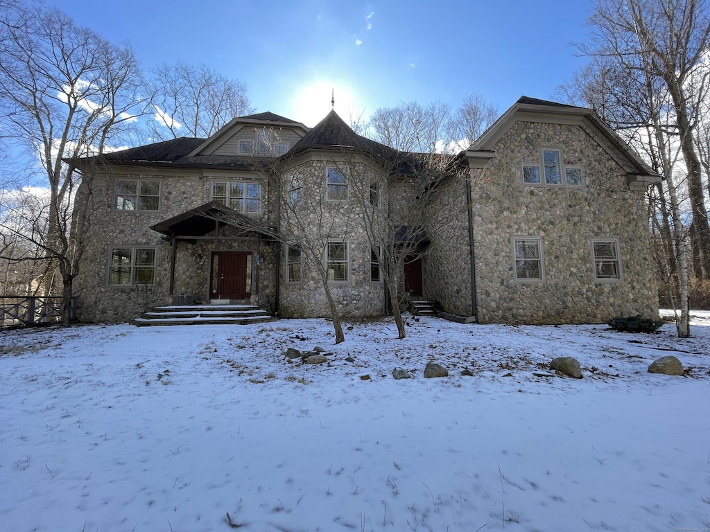 view of front of house