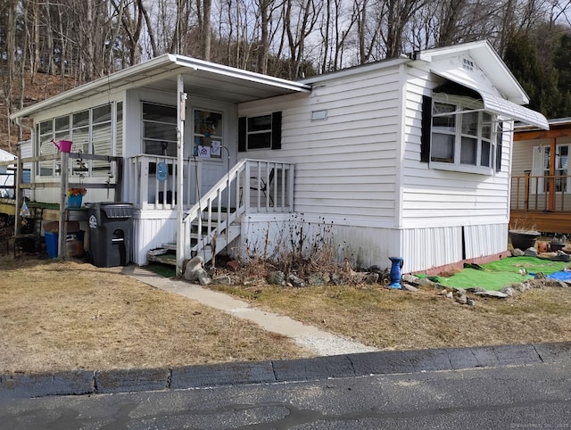 view of manufactured / mobile home