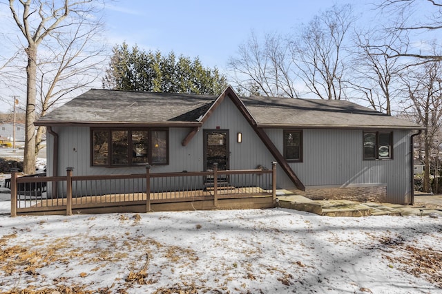 view of front of property featuring a deck