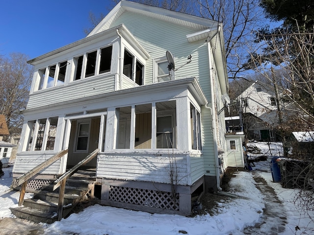 view of front of house