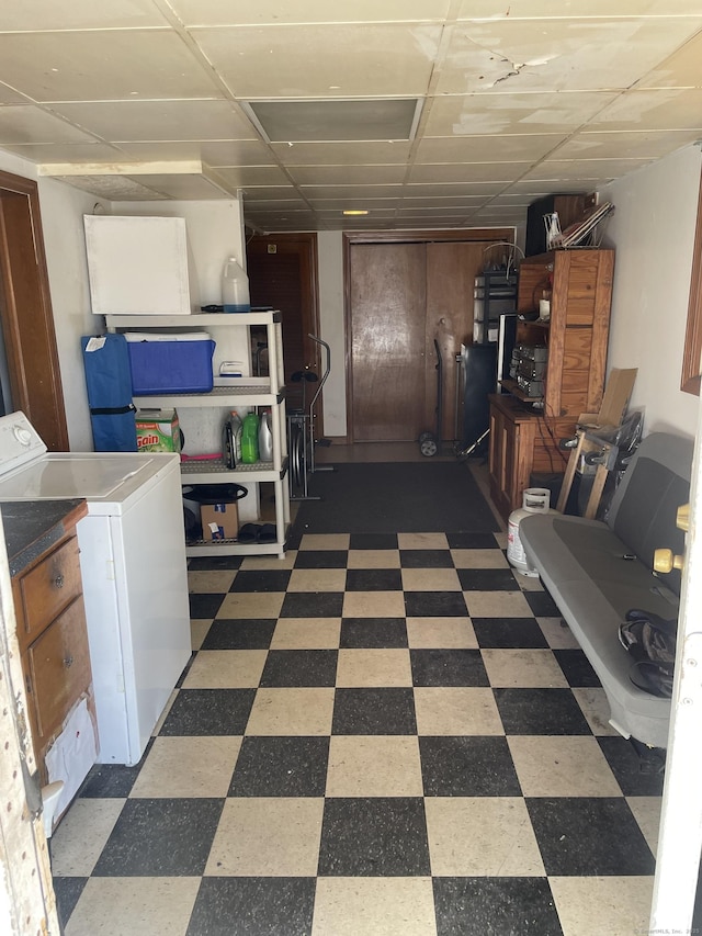 basement with washer / dryer