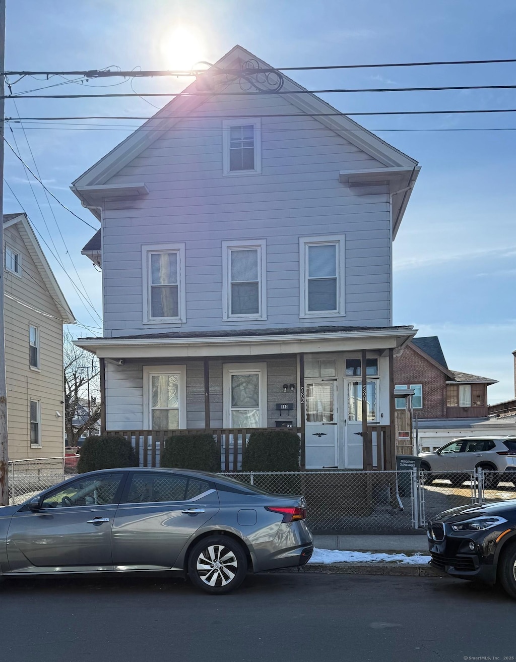 580 Shelton St, Bridgeport, CT 06608 - photo 1