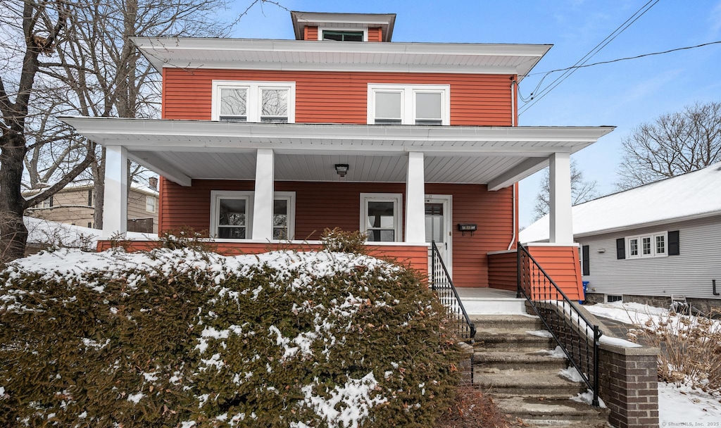 view of front of house with covered porch