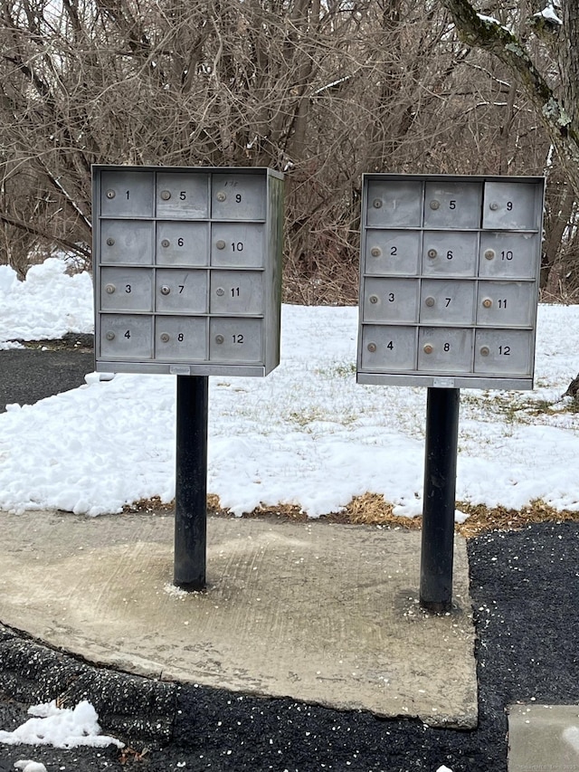 details featuring a mail area