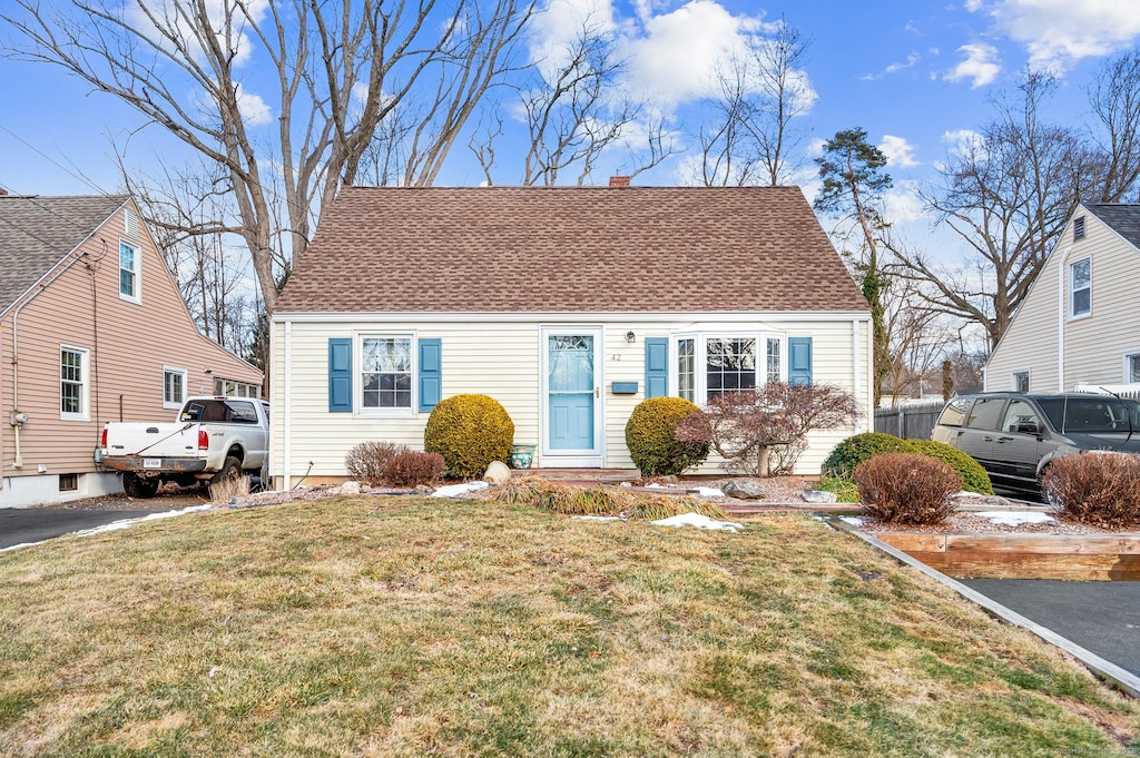 view of front of house with a front yard